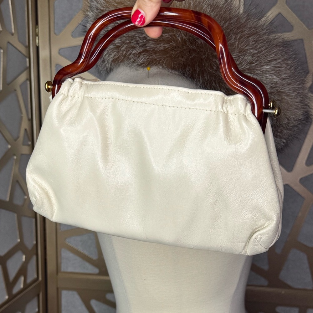 Vintage Ivory Leather
Handbag Purse Double
Bakelite Handles - Picture 2 of 9